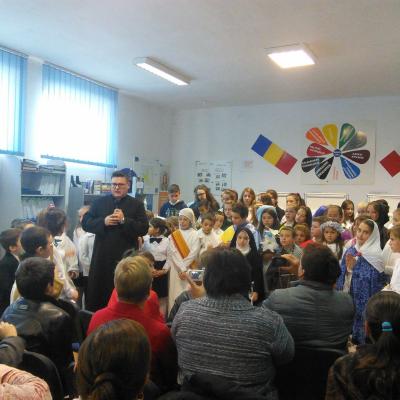 1 noiembrie: Cleja I "Sfântul Francisc din Assisi": Halloween, învins de copii!