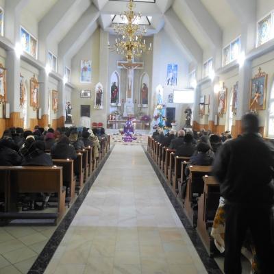 1 noiembrie: Traian: Liturghie de pomenire a preoţilor, dascălilor, învăţătorilor şi profesorilor decedaţi