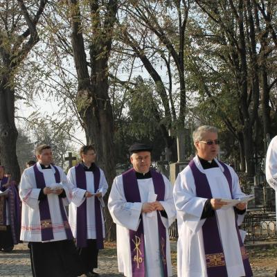 2 noiembrie: Iaşi: Iaşi: Pomenirea tuturor credincioşilor răposaţi. Cimitirul Eternitatea