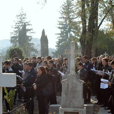 2 noiembrie: Iaşi: Iaşi: Pomenirea tuturor credincioşilor răposaţi. Cimitirul Eternitatea