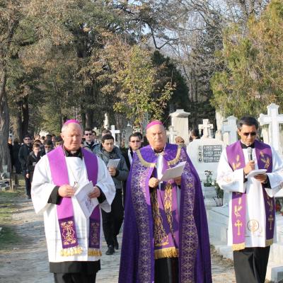 2 noiembrie: Iaşi: Iaşi: Pomenirea tuturor credincioşilor răposaţi. Cimitirul Eternitatea