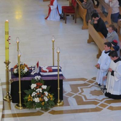 2 noiembrie: Iaşi: Iaşi: Pomenirea tuturor credincioşilor răposaţi. Catedrala "Sfânta Fecioară Maria, Regină"