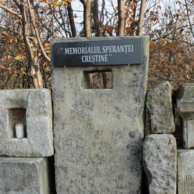 2 noiembrie: Voievodeasa: Memorialul Speranţei Creştine