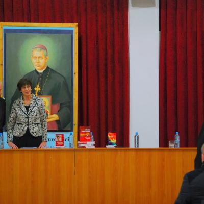 4 noiembrie: Iaşi: Autoarea germană Gabriele Kuby la lansarea propriilor cărţi despre teoria "gender". Foto: Emilian Lupu
