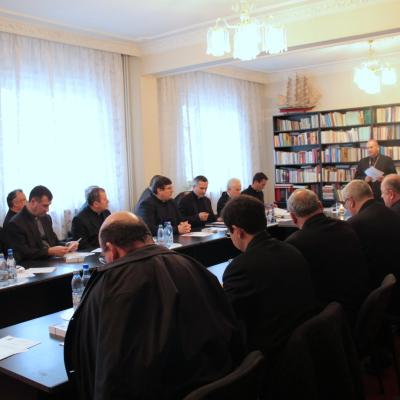 12 noiembrie: Iaşi: Întrunirea membrilor Consiliului Prezbiteral