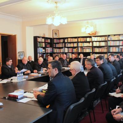 12 noiembrie: Iaşi: Întrunirea membrilor Consiliului Prezbiteral