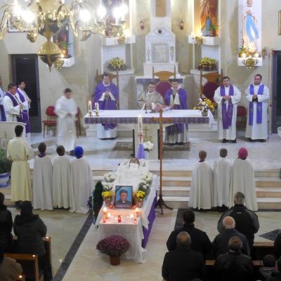 20 noiembrie: Traian: Liturghie de recviem pentru pr. Petre Solomon