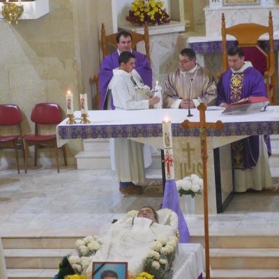 20 noiembrie: Traian: Liturghie de recviem pentru pr. Petre Solomon