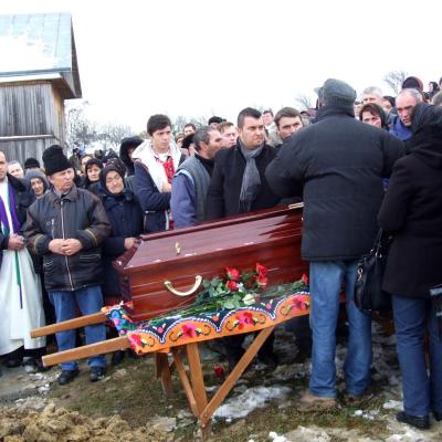 22 noiembrie: Luizi-Călugăra: Funeraliile părintelui Petru Solomon