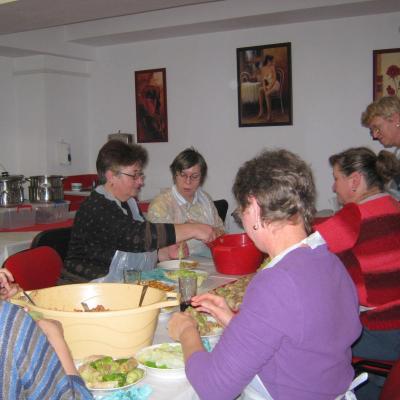 23 noiembrie: Iaşi "Sfânta Tereza": Praznicul copiilor