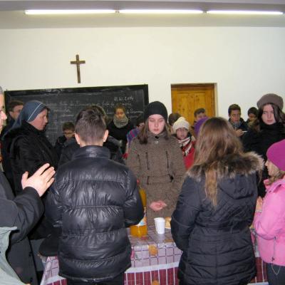 23 noiembrie: Iaşi "Sfânta Tereza": Praznicul copiilor