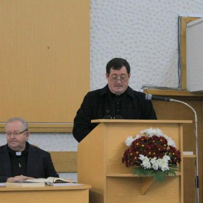 26 noiembrie: ITRC Iaşi: Simpozionul "Conciliul Vatican II - semn al timpului pentru Biserică şi pentru lume"