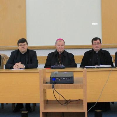 26 noiembrie: ITRC Iaşi: Simpozionul "Conciliul Vatican II - semn al timpului pentru Biserică şi pentru lume"