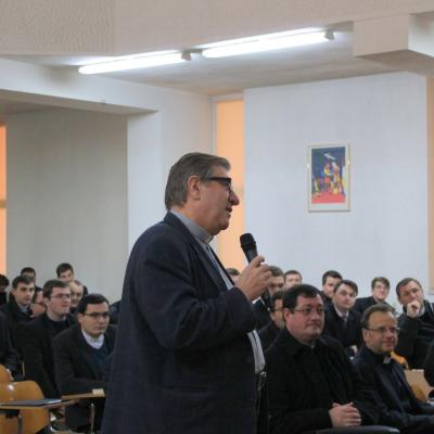 26 noiembrie: ITRC Iaşi: Simpozionul "Conciliul Vatican II - semn al timpului pentru Biserică şi pentru lume"