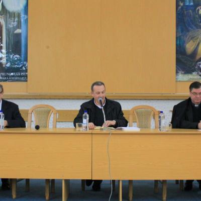 26 noiembrie: ITRC Iaşi: Simpozionul "Conciliul Vatican II - semn al timpului pentru Biserică şi pentru lume"