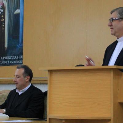 26 noiembrie: ITRC Iaşi: Simpozionul "Conciliul Vatican II - semn al timpului pentru Biserică şi pentru lume"