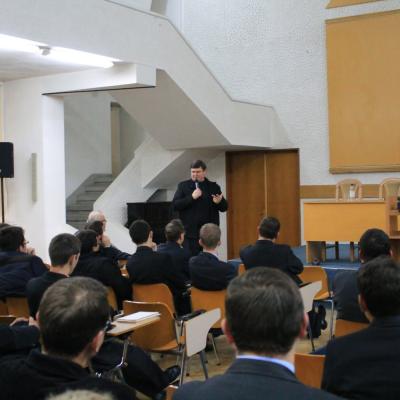 26 noiembrie: ITRC Iaşi: Simpozionul "Conciliul Vatican II - semn al timpului pentru Biserică şi pentru lume"