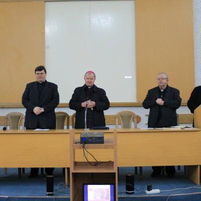 26 noiembrie: ITRC Iaşi: Simpozionul "Conciliul Vatican II - semn al timpului pentru Biserică şi pentru lume"