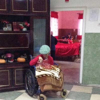 30 noiembrie: Roman: Vincenţieni în vizită la spitalul din Bozieni