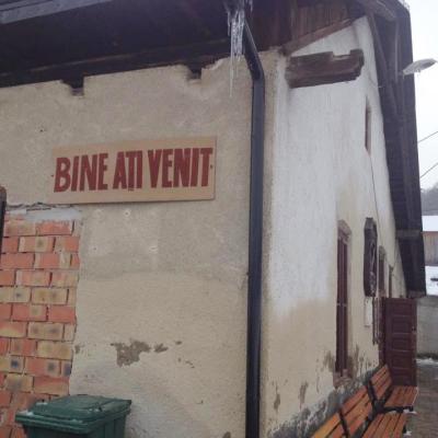 4 decembrie: Cacica: Liturghie în mina de sare în sărbătoarea "Sfânta Varvara, patroana minerilor"