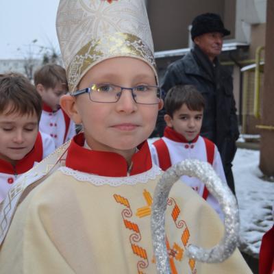 6 decembrie: Bacău: Hramul bisericii "Sfântul Nicolae"