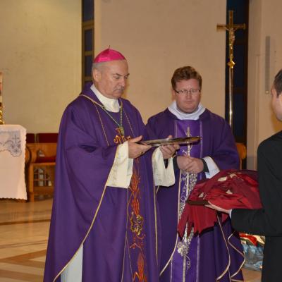 7 decembrie: Iaşi: Adeziunea la Acţiunea Catolică în Parohia "Adormirea Maicii Domnului"