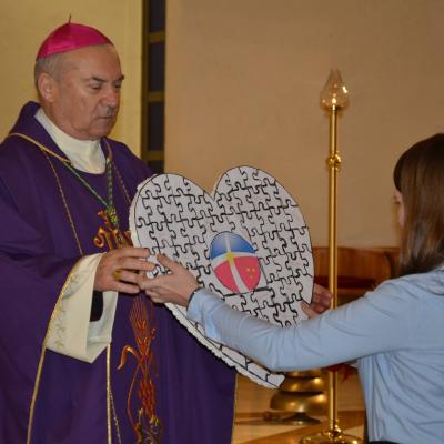 7 decembrie: Iaşi: Adeziunea la Acţiunea Catolică în Parohia "Adormirea Maicii Domnului"
