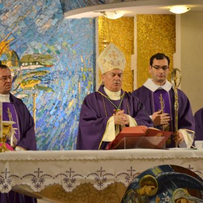 7 decembrie: Iaşi: Adeziunea la Acţiunea Catolică în Parohia "Adormirea Maicii Domnului"