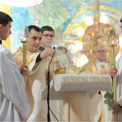 8 decembrie: Iaşi: Sfinţiri de diaconi