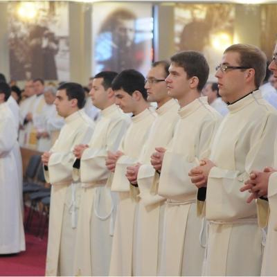 8 decembrie: Iaşi: Sfinţiri de diaconi