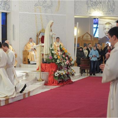 8 decembrie: Iaşi: Sfinţiri de diaconi