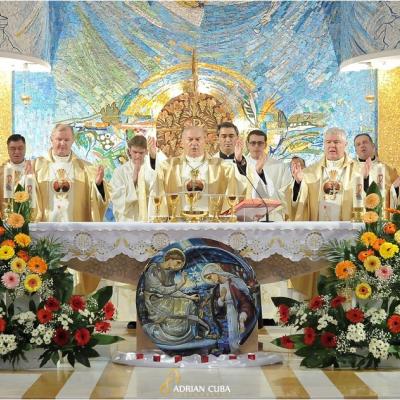 8 decembrie: Iaşi: Sfinţiri de diaconi