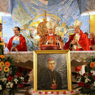 10 decembrie: Iaşi: Prima celebrare a fericitului Anton Durcovici, episcop martir. Foto: Ionuţ-Gabriel Giurgică