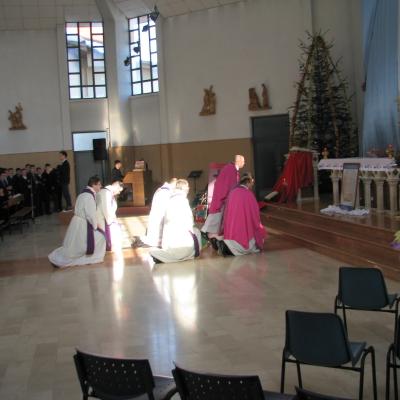 14 decembrie: Roman: Liturghie de comemorare a opt ani de la trecerea la Domnul a părintelui Anton Demeter