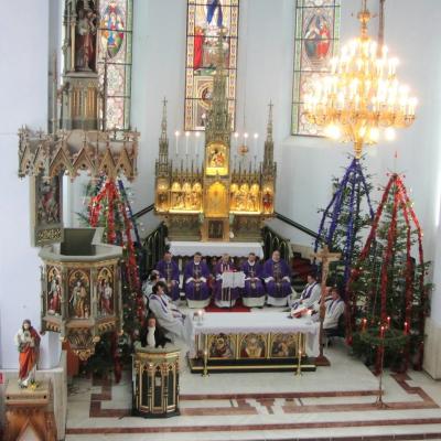 21 decembrie: Cacica: Instalarea noului paroh