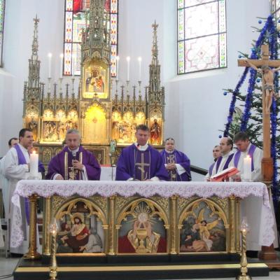 21 decembrie: Cacica: Instalarea noului paroh