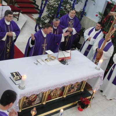21 decembrie: Cacica: Instalarea noului paroh