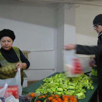 27 decembrie: Iaşi "Sfânta Tereza": Vestind Naşterea Mântuitorului la bolnavii de la spitalul Pădureni-Grajduri