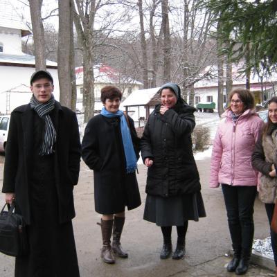 27 decembrie: Iaşi "Sfânta Tereza": Vestind Naşterea Mântuitorului la bolnavii de la spitalul Pădureni-Grajduri
