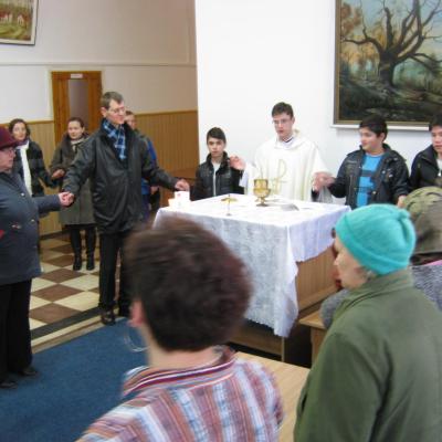 27 decembrie: Iaşi "Sfânta Tereza": Vestind Naşterea Mântuitorului la bolnavii de la spitalul Pădureni-Grajduri