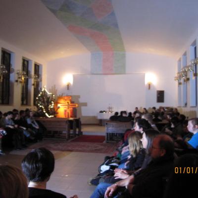 29 decembrie 2014 - 2 ianuarie 2015: Praga: Tineri din Dieceza de Iaşi la Pelerinajul încrederii pe pământ. Liben Praha 8. Foto: Cristina Budău