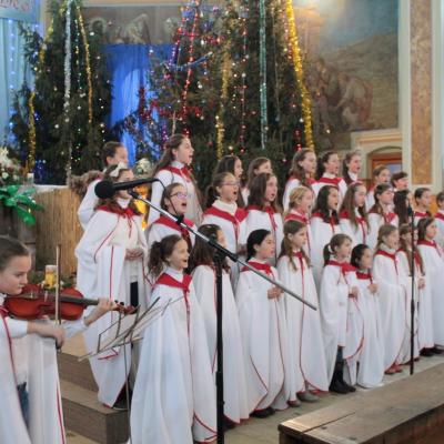 29 decembrie: Buruieneşti: Spectacol-concurs de colinde interparohial. Foto: Ionuţ-Gabriel Giurgică