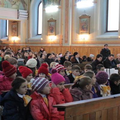 29 decembrie: Buruieneşti: Spectacol-concurs de colinde interparohial. Foto: Ionuţ-Gabriel Giurgică