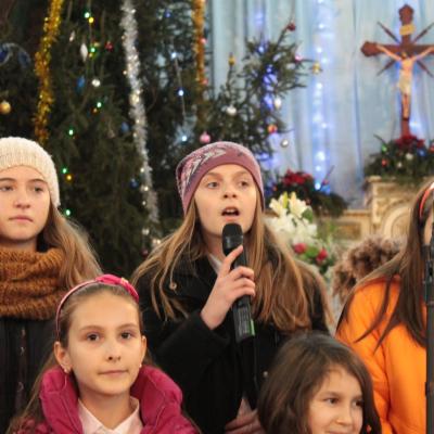 29 decembrie: Buruieneşti: Spectacol-concurs de colinde interparohial. Foto: Ionuţ-Gabriel Giurgică