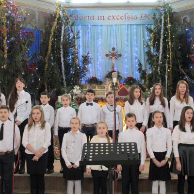 29 decembrie: Buruieneşti: Spectacol-concurs de colinde interparohial. Foto: Ionuţ-Gabriel Giurgică