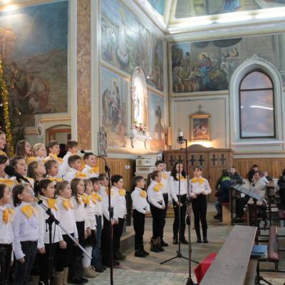 29 decembrie: Buruieneşti: Spectacol-concurs de colinde interparohial. Foto: Ionuţ-Gabriel Giurgică