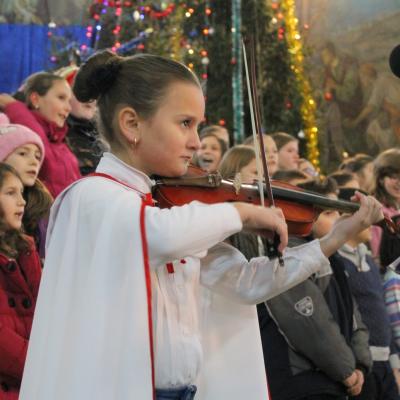 29 decembrie: Buruieneşti: Spectacol-concurs de colinde interparohial. Foto: Ionuţ-Gabriel Giurgică