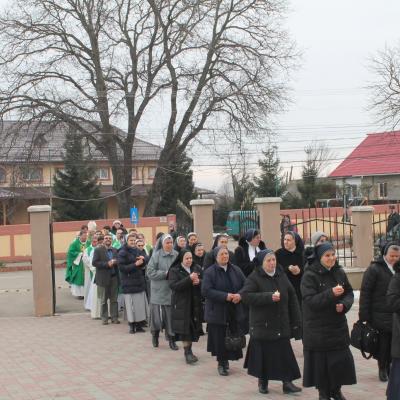 1 februarie: Hălăuceşti: Întâlnirea persoanelor consacrate din zona Roman