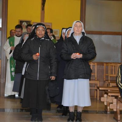 1 februarie: Oneşti: Ziua Mondială a Vieţii Consacrate cu călugării şi călugăriţele din zona Trotuş