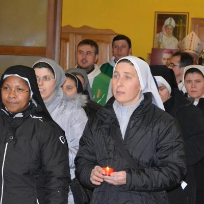 1 februarie: Oneşti: Ziua Mondială a Vieţii Consacrate cu călugării şi călugăriţele din zona Trotuş